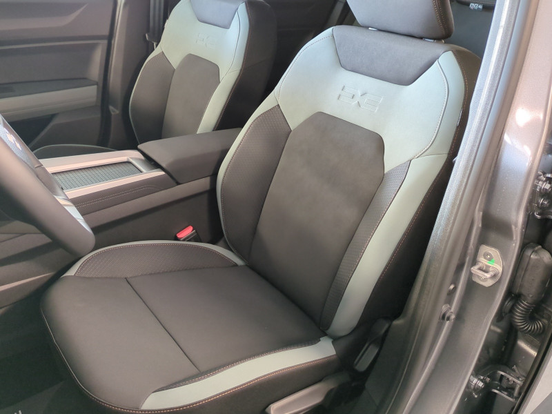 Photo 6 de l'offre de DACIA BIGSTER 1.8 HYBRID 155CH EXTREME à 33498€ chez Automobiles 25
