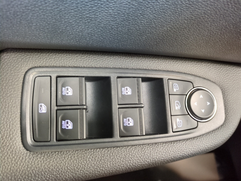 Photo 19 de l'offre de RENAULT CLIO V 1.5 DCI 100CH EVOLUTION - 22% à 19998€ chez Automobiles 25