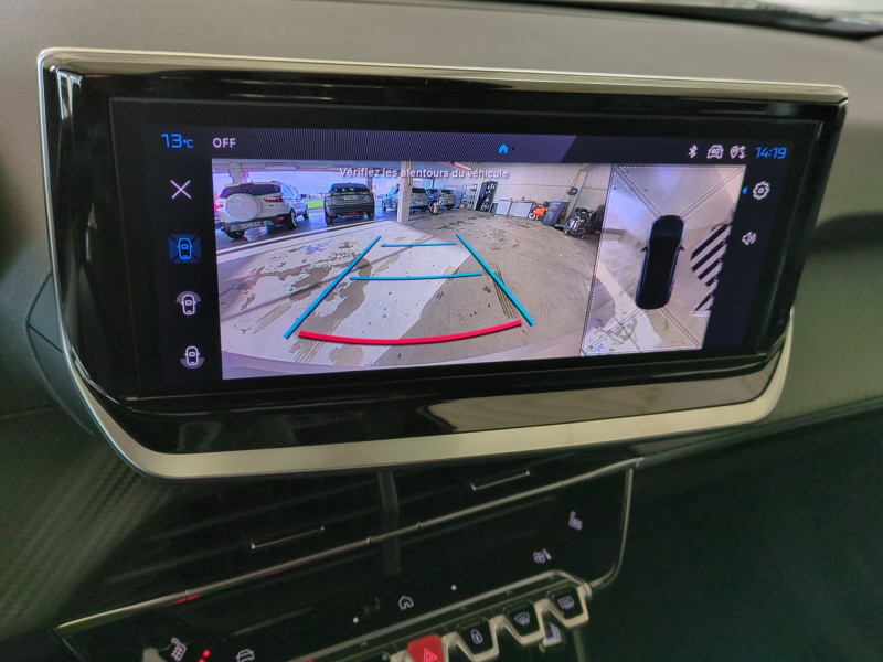 Photo 15 de l'offre de PEUGEOT 2008 1.2 HYBRID 145CH ALLURE E-DCS6 -29% à 24998€ chez Automobiles 25