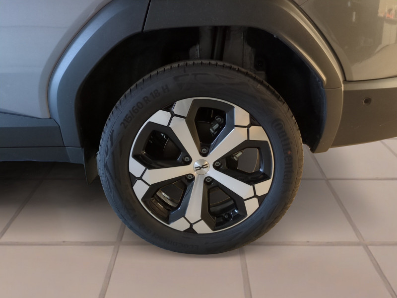 Photo 20 de l'offre de DACIA BIGSTER 1.8 HYBRID 155CH EXTREME à 32998€ chez Automobiles 25