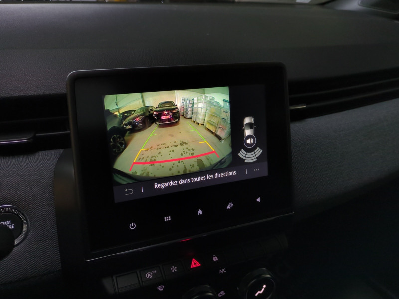 Photo 10 de l'offre de RENAULT CLIO V 1.0 TCE 90CH EVOLUTION - 24% à 19298€ chez Automobiles 25