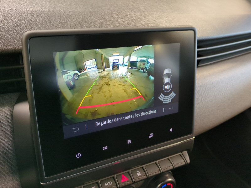 Photo 14 de l'offre de RENAULT CLIO V 1.5 DCI 100CH EVOLUTION - 22% à 19998€ chez Automobiles 25