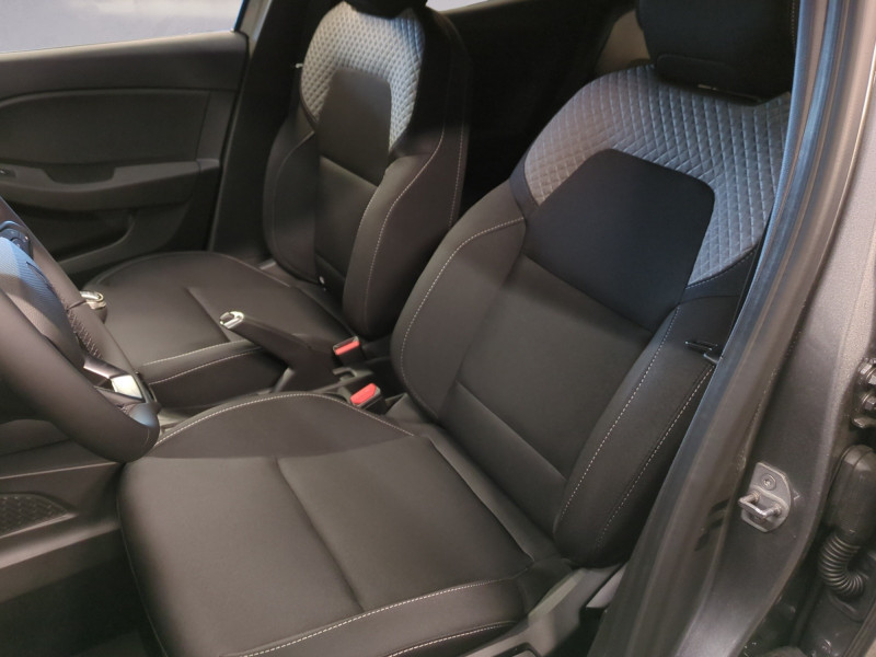 Photo 5 de l'offre de RENAULT CLIO V 1.5 DCI 100CH EVOLUTION - 22% à 19998€ chez Automobiles 25