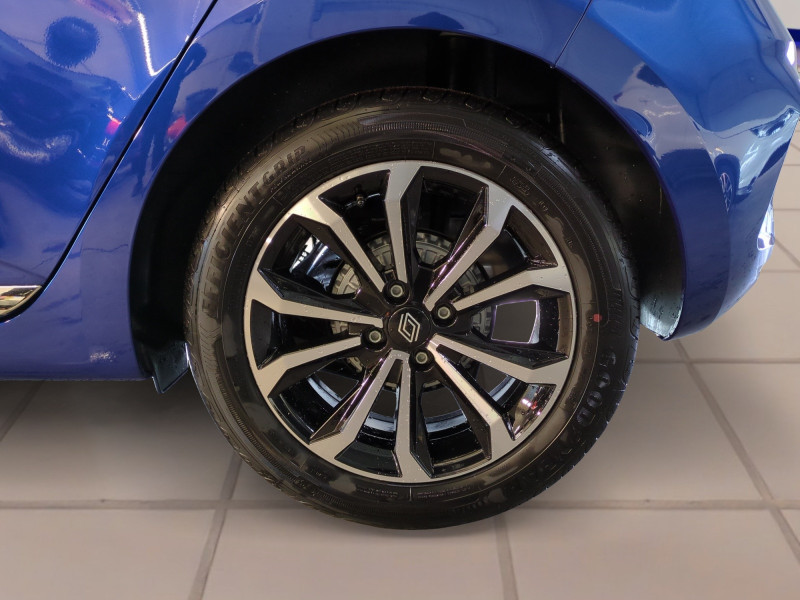 Photo 19 de l'offre de RENAULT CLIO V 1.0 TCE 90CH EVOLUTION - 24% à 19298€ chez Automobiles 25