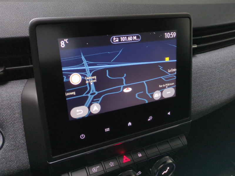 Photo 11 de l'offre de RENAULT CLIO V 1.0 TCE 90CH EVOLUTION - 24% à 19298€ chez Automobiles 25