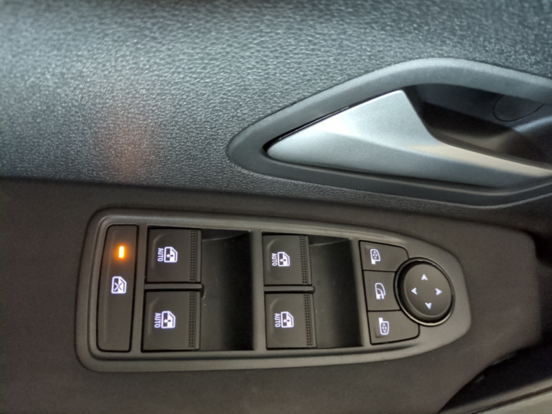 Photo 17 de l'offre de DACIA BIGSTER 1.8 HYBRID 155CH EXTREME à 33498€ chez Automobiles 25