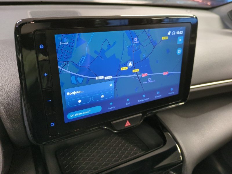 Photo 10 de l'offre de TOYOTA YARIS CROSS 116H DESIGN MY22 à 21990€ chez Automobiles 25