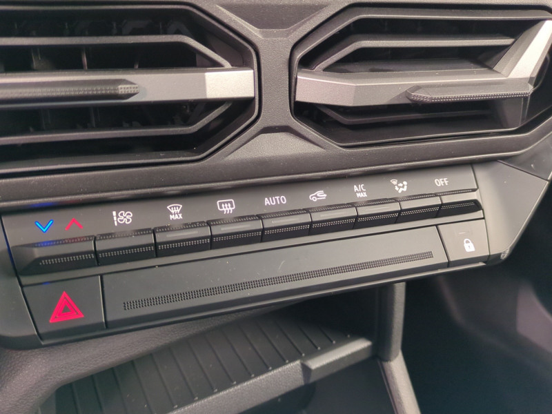 Photo 16 de l'offre de DACIA DUSTER 1.2 MILD HYBRID 130CH JOURNEY -9% à 23998€ chez Automobiles 25