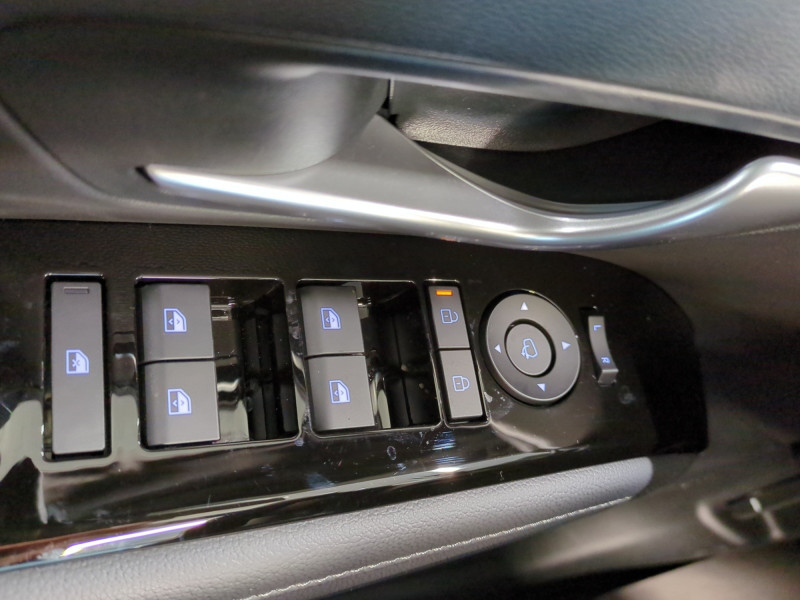 Photo 15 de l'offre de HYUNDAI TUCSON 1.6 T-GDI 215CH HYBRID CREATIVE - 24 % à 34498€ chez Automobiles 25