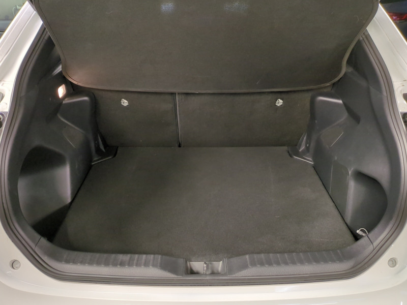 Photo 17 de l'offre de TOYOTA YARIS CROSS 116H DESIGN MY22 à 21990€ chez Automobiles 25