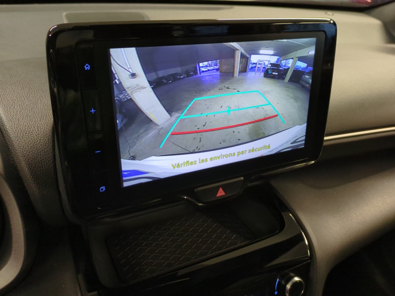 Photo 12 de l'offre de TOYOTA YARIS CROSS 116H DESIGN MY22 à 21990€ chez Automobiles 25