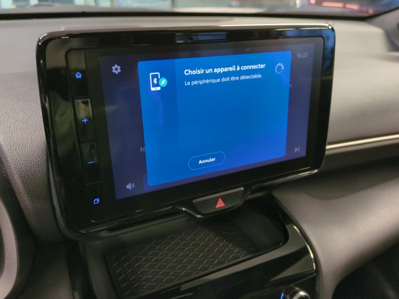 Photo 9 de l'offre de TOYOTA YARIS CROSS 116H DESIGN MY22 à 21990€ chez Automobiles 25