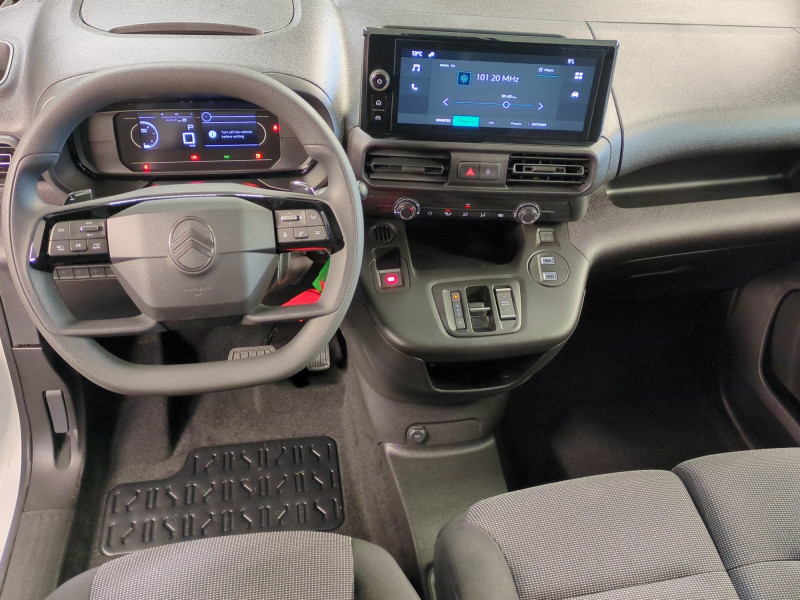 Photo 3 de l'offre de CITROEN BERLINGO VAN XL DIESEL 130CH AUTOMATIQUE -30% à 24598€ chez Automobiles 25