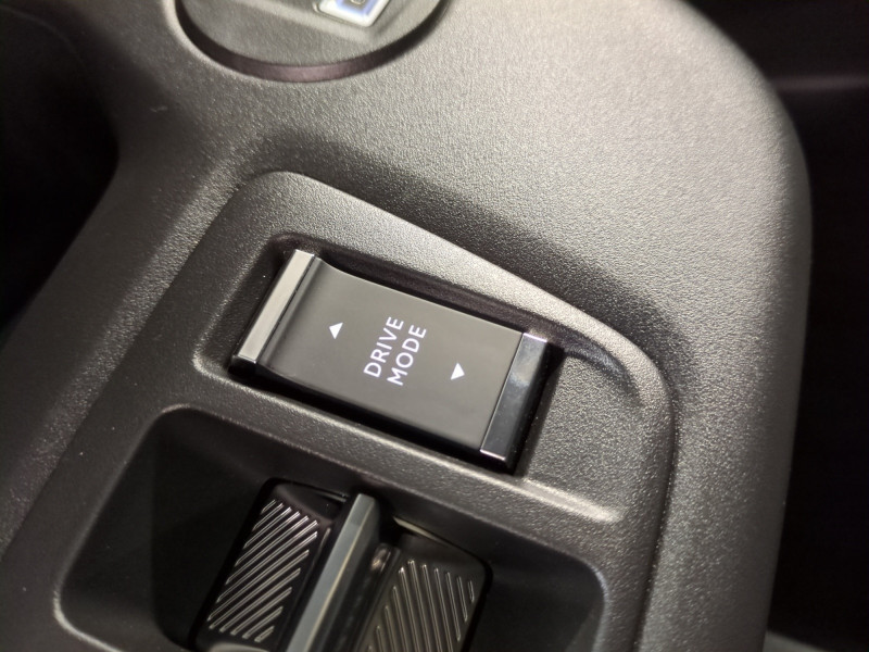 Photo 16 de l'offre de CITROEN BERLINGO VAN XL DIESEL 130CH AUTOMATIQUE -30% à 24598€ chez Automobiles 25