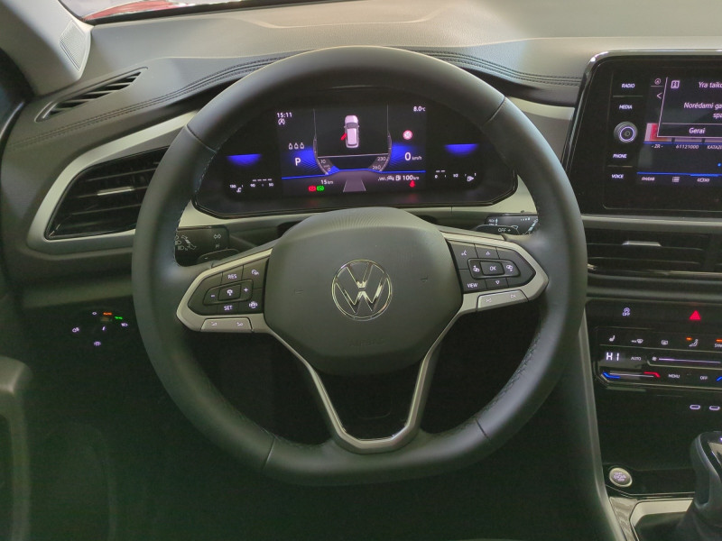 Photo 4 de l'offre de VOLKSWAGEN T-ROC 1.5 TSI EVO2 150CH LIFE PLUS DSG7 -25% à 29998€ chez Automobiles 25