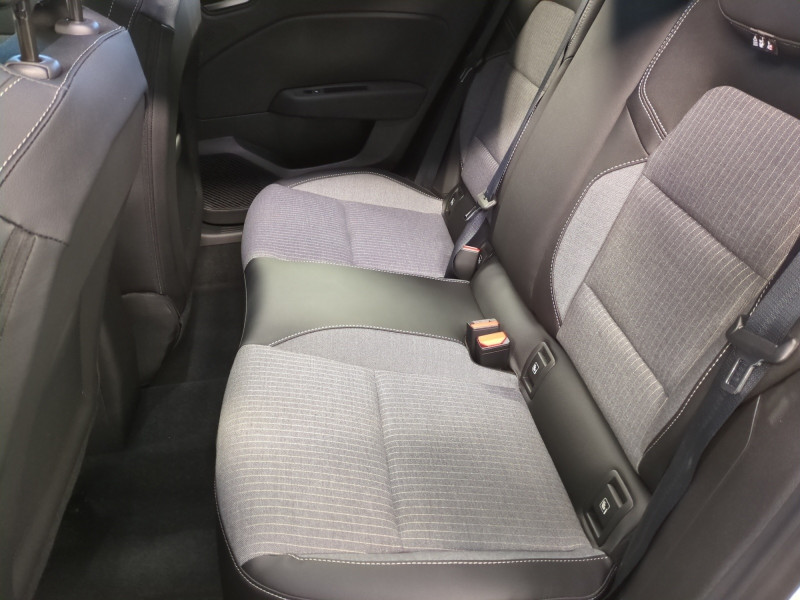 Photo 6 de l'offre de RENAULT CLIO V 1.0 TCE 90CH TECHNO - 20% à 18998€ chez Automobiles 25