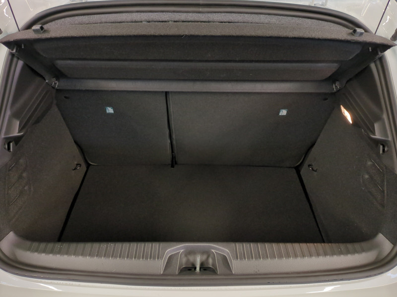 Photo 19 de l'offre de RENAULT CLIO V 1.0 TCE 90CH TECHNO - 20% à 18998€ chez Automobiles 25