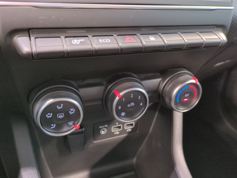 Photo 15 de l'offre de RENAULT CLIO V 1.5 BLUE DCI 85CH ZEN à 11990€ chez Automobiles 25