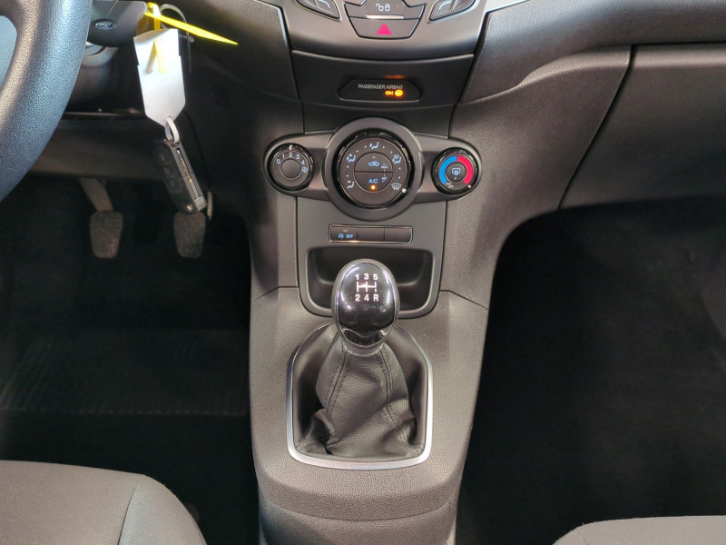 Photo 8 de l'offre de FORD FIESTA 1.0 ECOBOOST 100CH STOP&START EDITION 5P à 6990€ chez Automobiles 25