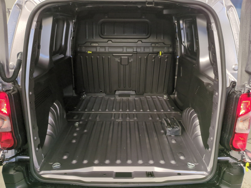 Photo 18 de l'offre de PEUGEOT PARTNER M DIESEL 100CH -30% à 21598€ chez Automobiles 25