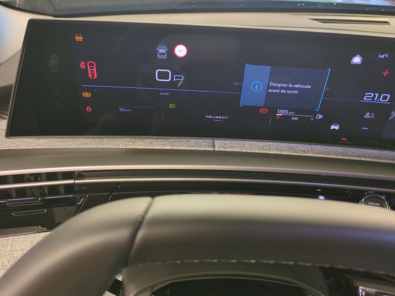 Photo 8 de l'offre de PEUGEOT 3008 1.2 HYBRID 145CH ALLURE E-DCS6 -28% à 31998€ chez Automobiles 25