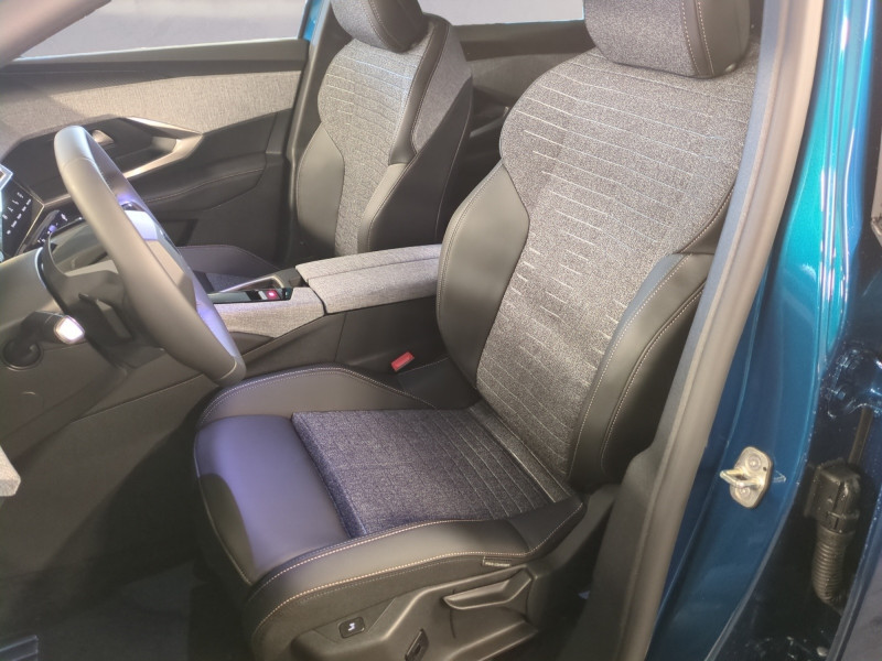 Photo 6 de l'offre de PEUGEOT 3008 1.2 HYBRID 145CH ALLURE E-DCS6 -28% à 31998€ chez Automobiles 25