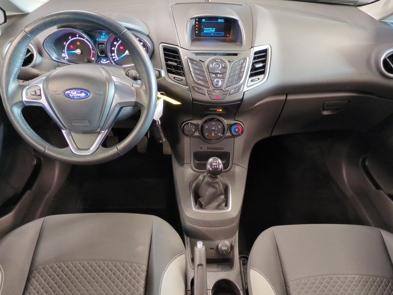 Photo 3 de l'offre de FORD FIESTA 1.0 ECOBOOST 100CH STOP&START EDITION 5P à 6990€ chez Automobiles 25
