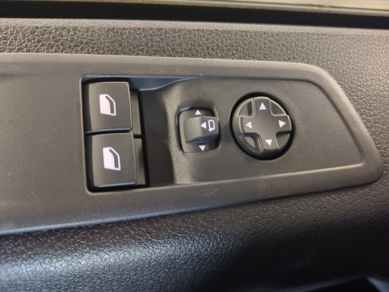 Photo 17 de l'offre de CITROEN JUMPY FG 2.0 BLUEHDI 145CH S&S EAT8 -34% à 31198€ chez Automobiles 25