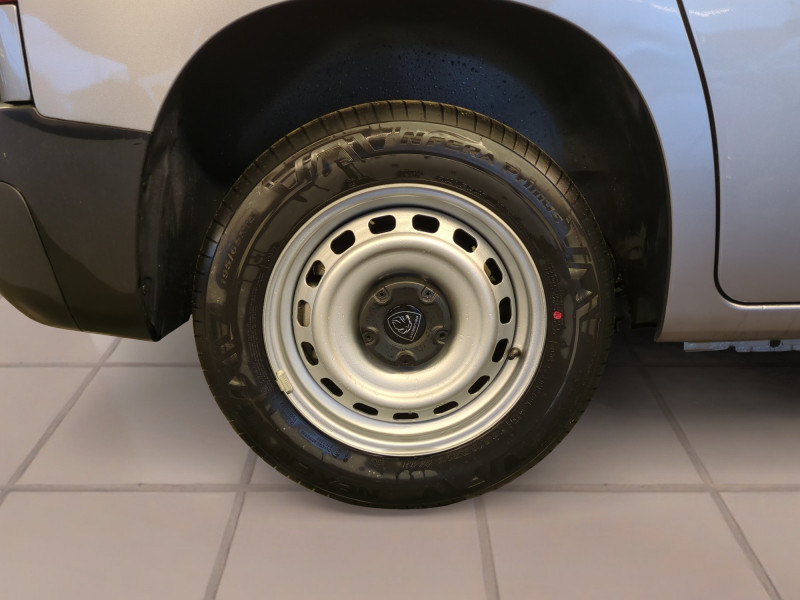 Photo 19 de l'offre de PEUGEOT PARTNER M DIESEL 100CH -30% à 21598€ chez Automobiles 25