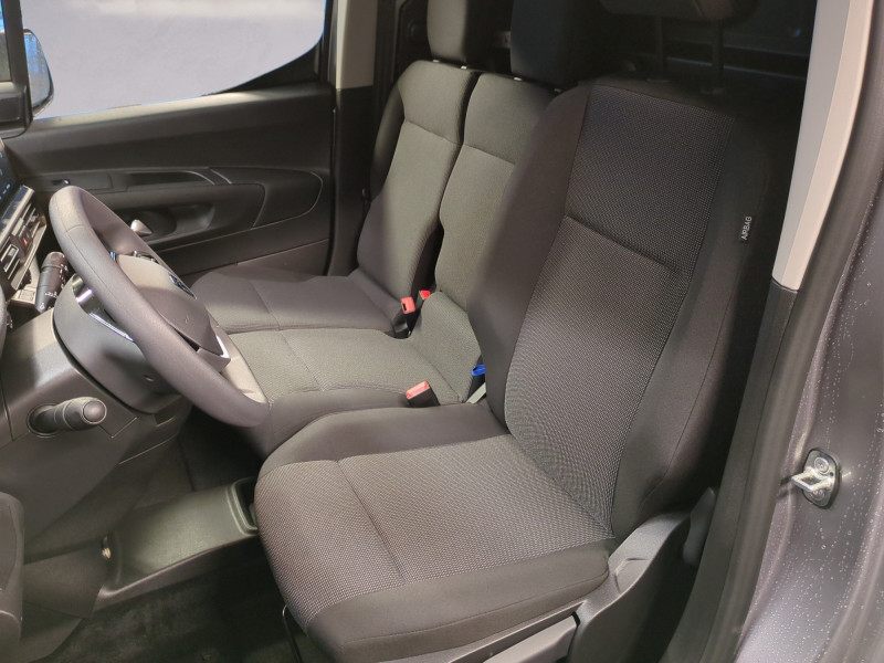 Photo 5 de l'offre de PEUGEOT PARTNER M DIESEL 100CH -30% à 21598€ chez Automobiles 25