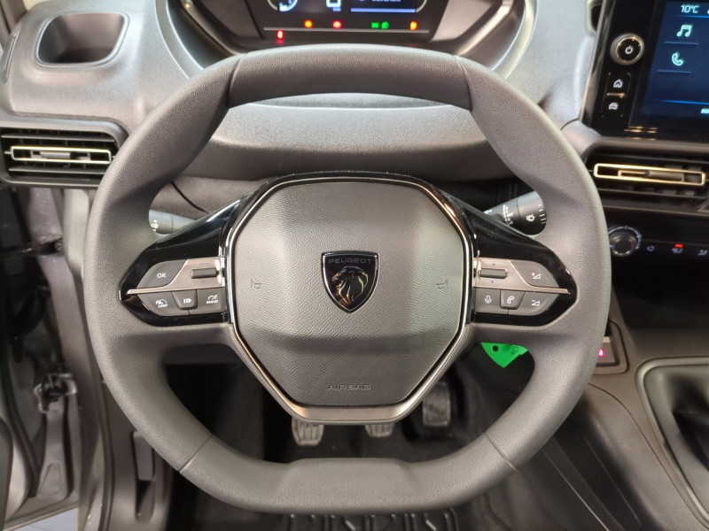 Photo 3 de l'offre de PEUGEOT PARTNER M DIESEL 100CH -30% à 21598€ chez Automobiles 25