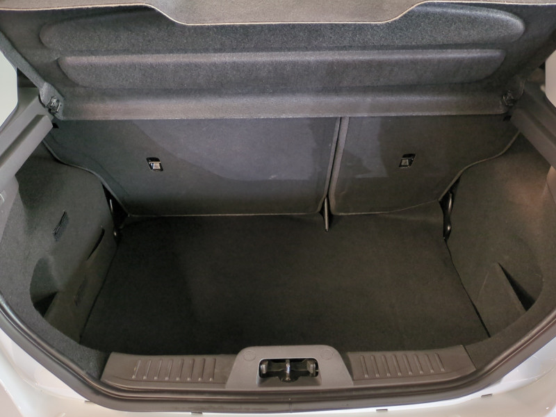 Photo 19 de l'offre de FORD FIESTA 1.0 ECOBOOST 100CH STOP&START EDITION 5P à 6990€ chez Automobiles 25