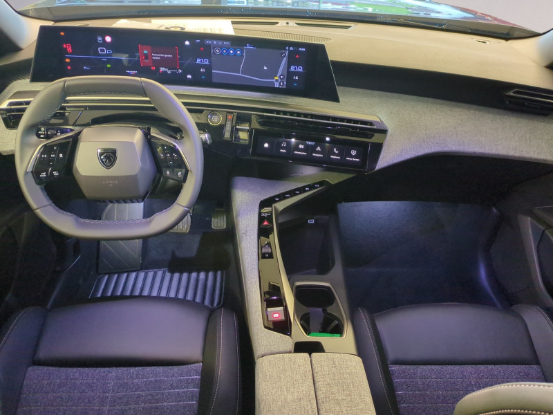 Photo 3 de l'offre de PEUGEOT 3008 1.2 HYBRID 145CH ALLURE E-DCS6 -28% à 31998€ chez Automobiles 25