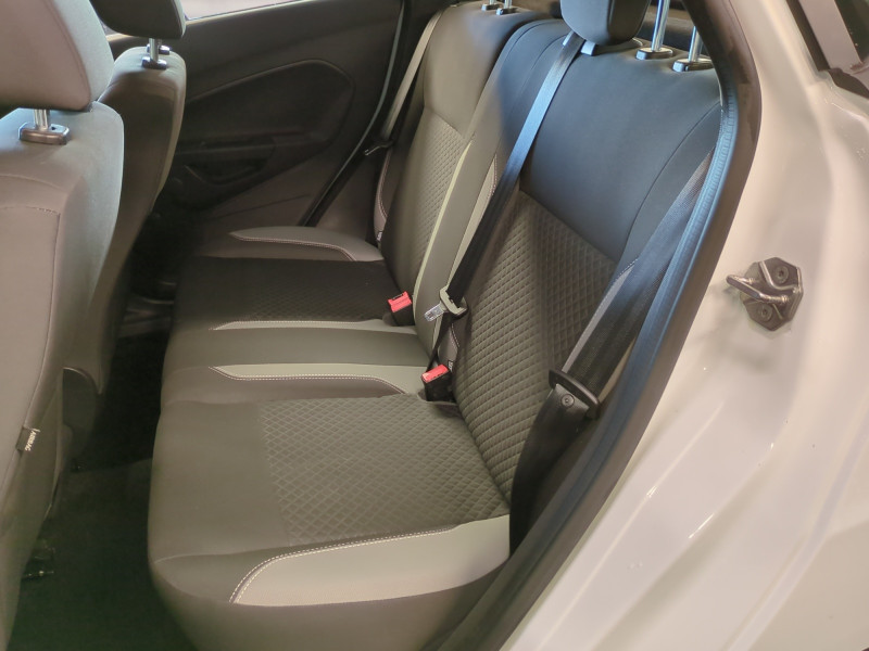 Photo 6 de l'offre de FORD FIESTA 1.0 ECOBOOST 100CH STOP&START EDITION 5P à 6990€ chez Automobiles 25