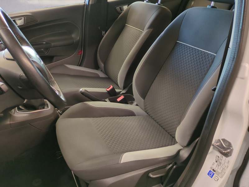 Photo 5 de l'offre de FORD FIESTA 1.0 ECOBOOST 100CH STOP&START EDITION 5P à 6990€ chez Automobiles 25