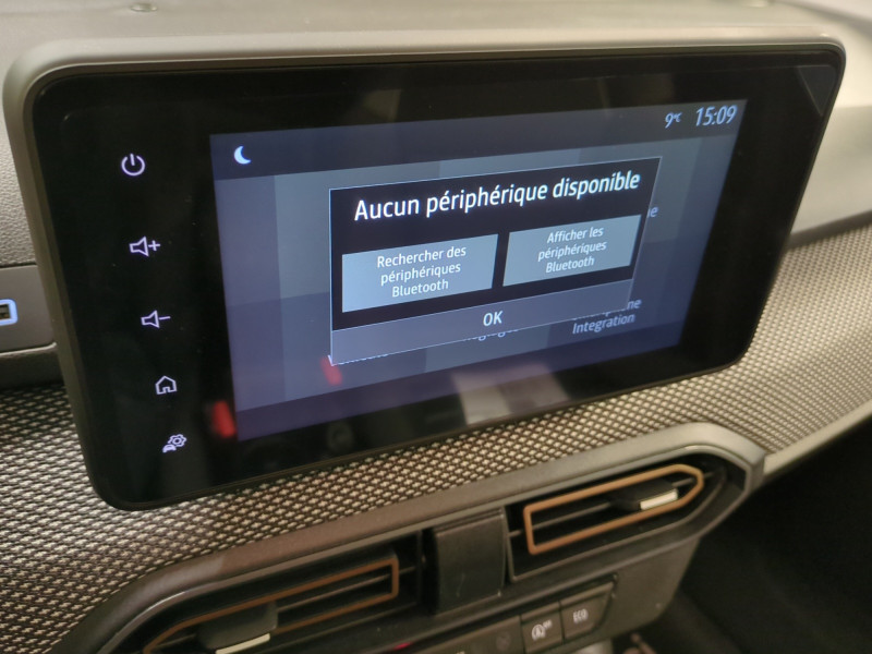 Photo 11 de l'offre de DACIA SANDERO 1.0 TCE 90CH STEPWAY EXPRESSION -6% à 16998€ chez Automobiles 25