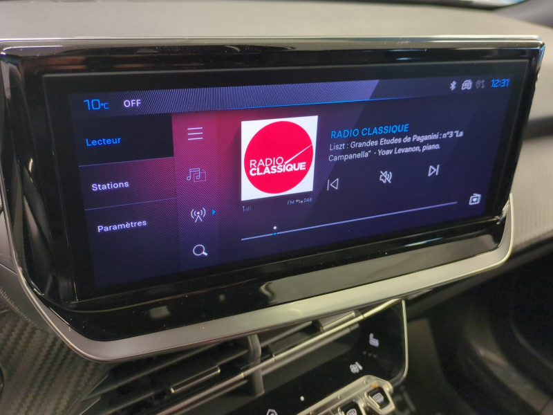 Photo 8 de l'offre de PEUGEOT 2008 1.2 HYBRID 145CH ALLURE E-DCS6 -30% à 25498€ chez Automobiles 25