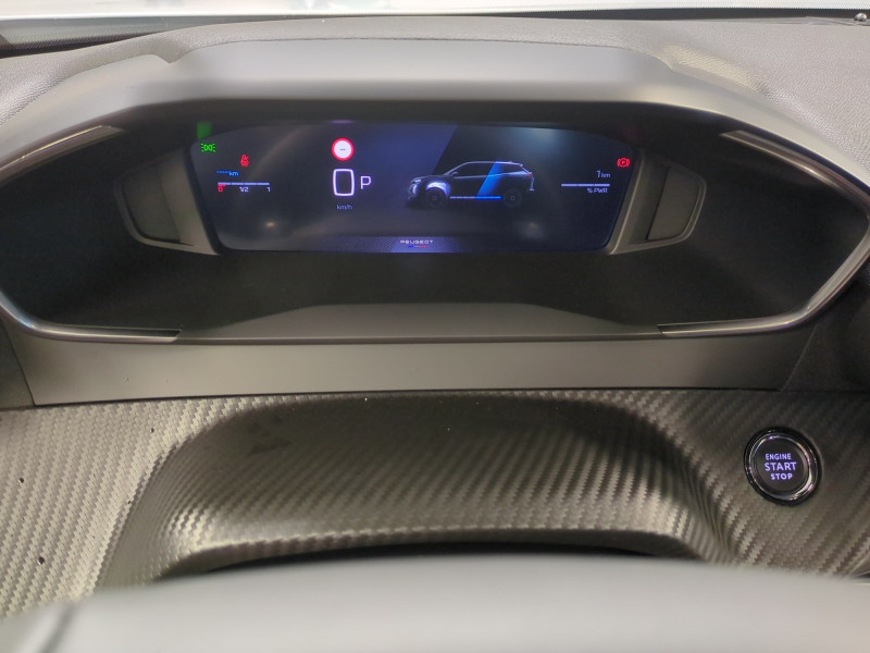 Photo 7 de l'offre de PEUGEOT 2008 1.2 HYBRID 145CH ALLURE E-DCS6 -30% à 25498€ chez Automobiles 25