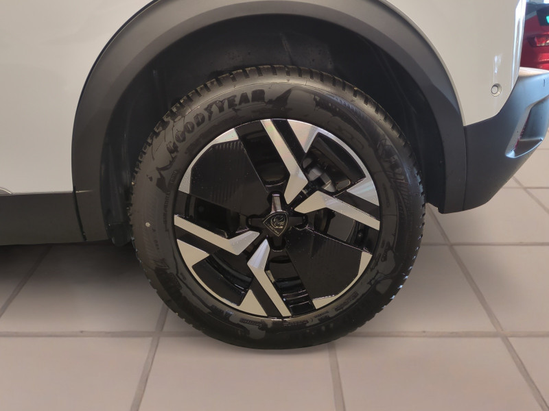 Photo 19 de l'offre de PEUGEOT 2008 1.2 HYBRID 145CH ALLURE E-DCS6 -30% à 25498€ chez Automobiles 25