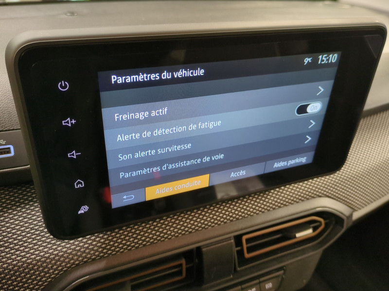 Photo 12 de l'offre de DACIA SANDERO 1.0 TCE 90CH STEPWAY EXPRESSION -6% à 16998€ chez Automobiles 25