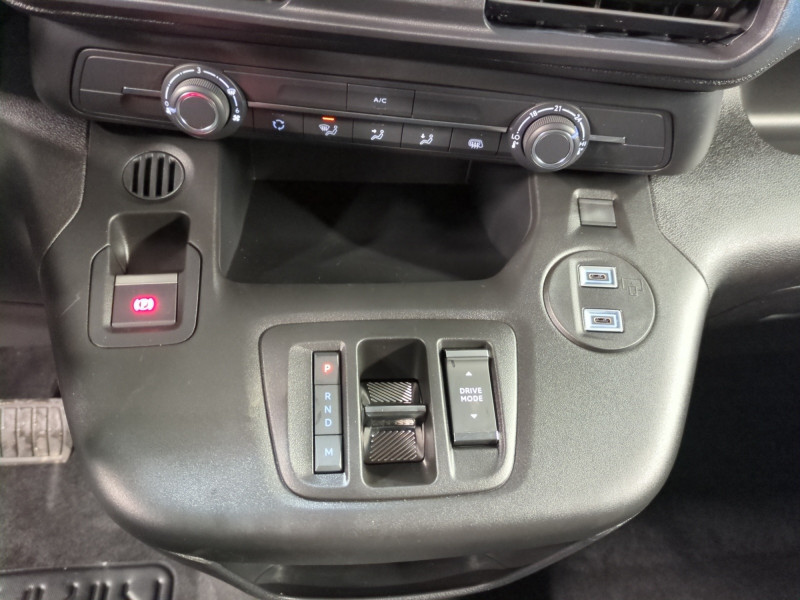 Photo 5 de l'offre de CITROEN BERLINGO VAN XL DIESEL 130CH AUTOMATIQUE -30% à 24598€ chez Automobiles 25