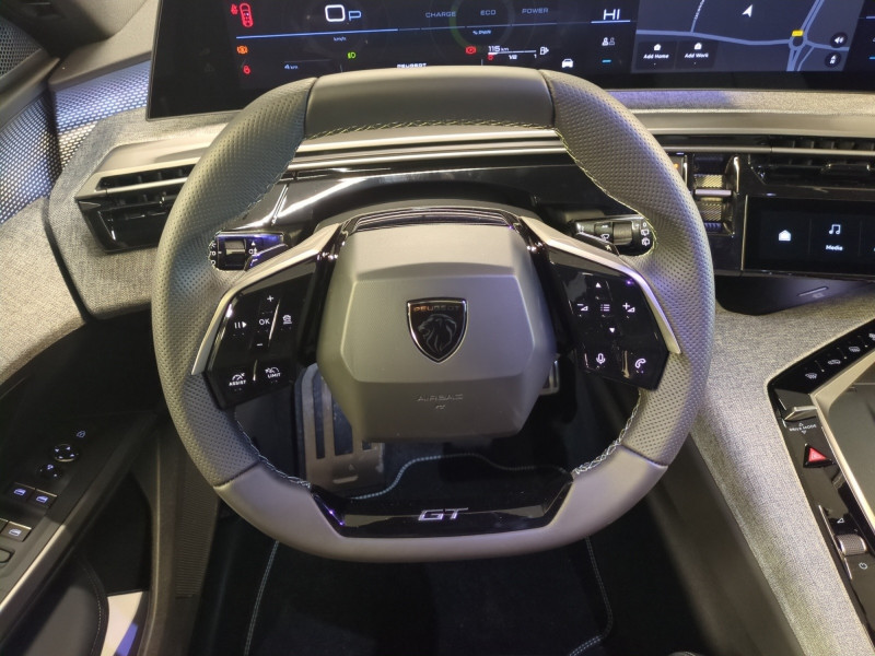 Photo 4 de l'offre de PEUGEOT 5008 HYBRID 145CH GT E-DCS6 -27% à 35998€ chez Automobiles 25