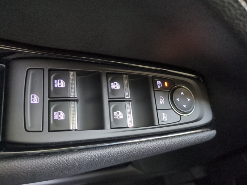 Photo 17 de l'offre de RENAULT AUSTRAL 1.2 E-TECH FULL HYBRID 200CH TECHNO - 26% à 33498€ chez Automobiles 25