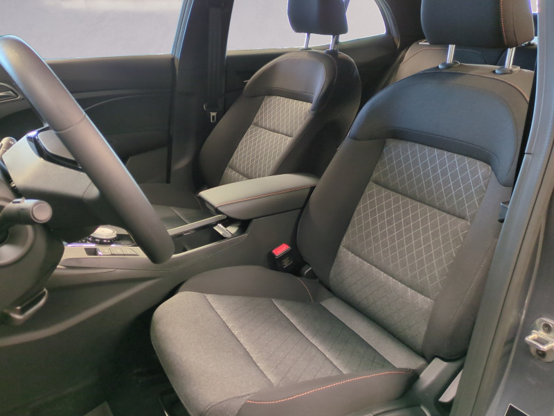 Photo 5 de l'offre de MG MOTOR MG3 HYBRID+ 195CH COMFORT -11% à 19698€ chez Automobiles 25