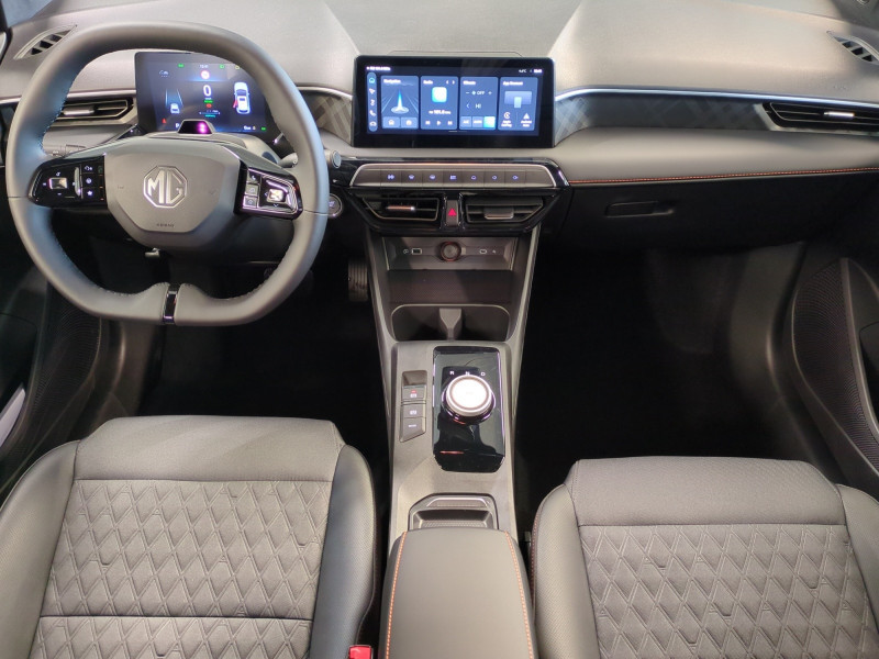 Photo 3 de l'offre de MG MOTOR MG3 HYBRID+ 195CH LUXURY -13% à 20998€ chez Automobiles 25