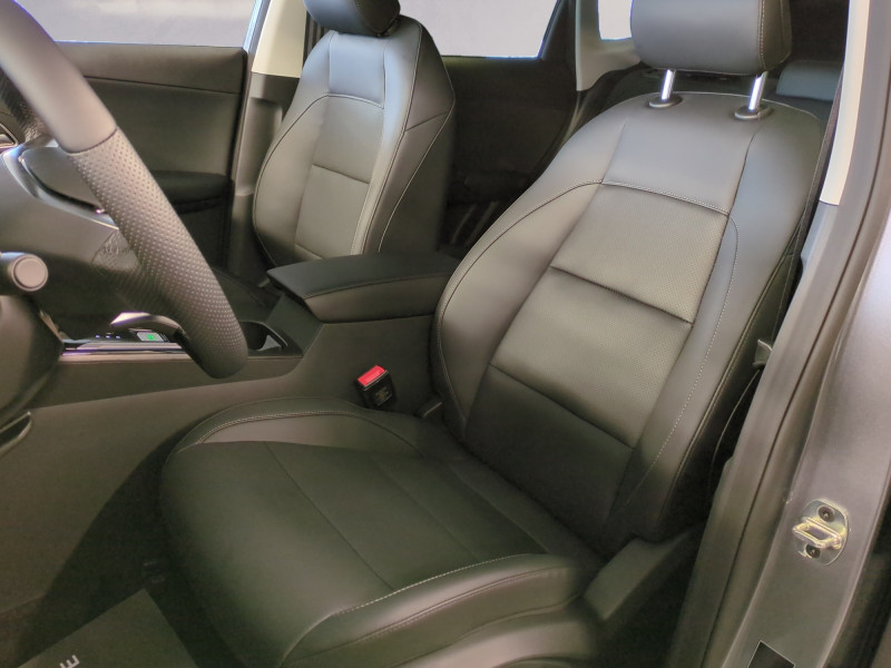 Photo 5 de l'offre de MG MOTOR ZS HYBRID+ 197CH LUXURY -10% à 24988€ chez Automobiles 25