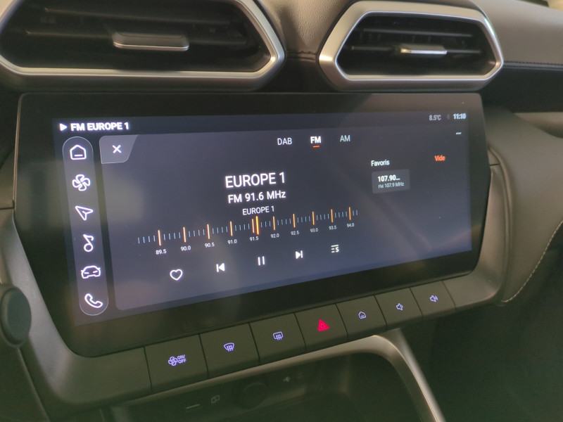 Photo 11 de l'offre de MG MOTOR ZS HYBRID+ 197CH LUXURY -10% à 24988€ chez Automobiles 25