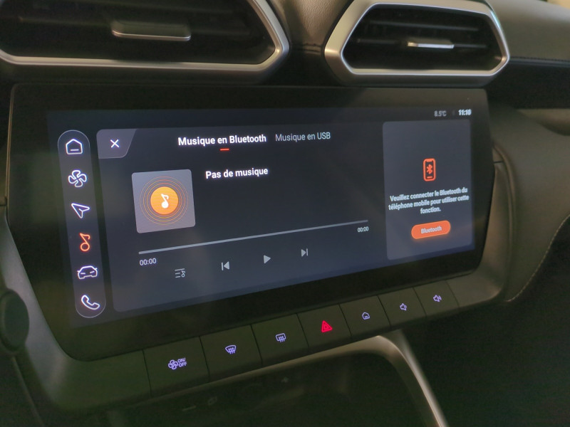 Photo 10 de l'offre de MG MOTOR ZS HYBRID+ 197CH LUXURY -10% à 24988€ chez Automobiles 25