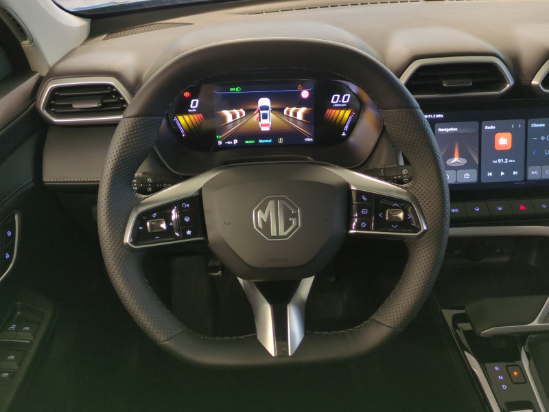 Photo 4 de l'offre de MG MOTOR ZS HYBRID+ 197CH LUXURY -10% à 24988€ chez Automobiles 25