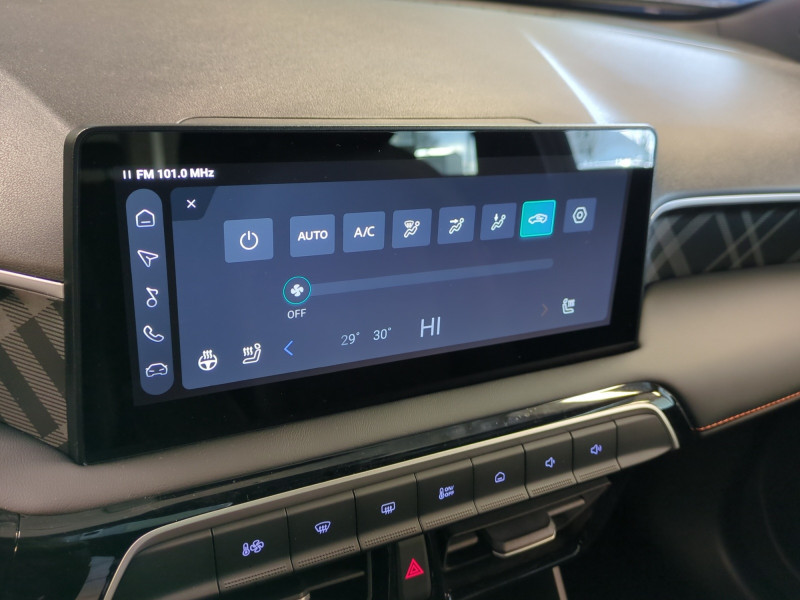 Photo 12 de l'offre de MG MOTOR MG3 HYBRID+ 195CH LUXURY -13% à 20998€ chez Automobiles 25